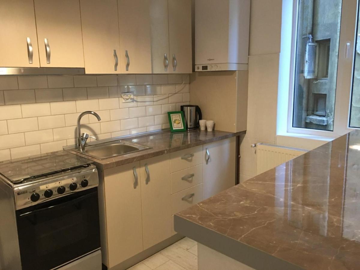 بوخارست Relaxing Apartment And Great Location المظهر الخارجي الصورة
